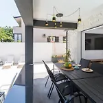 Masa Villa *